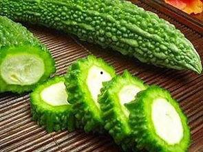 新闻系吃瓜,揭秘校园八卦背后的真相