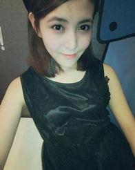 吃瓜照女,揭秘校园里的那些“吃瓜”女生