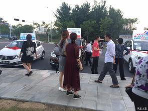 吃瓜群众夜市图片,吃瓜群众眼中的烟火气息